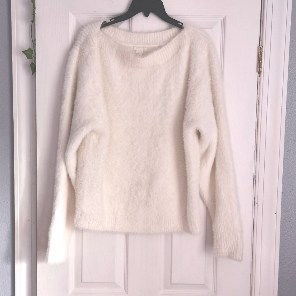 2/$30 NWOT H&M fuzzy oversized sweater size S